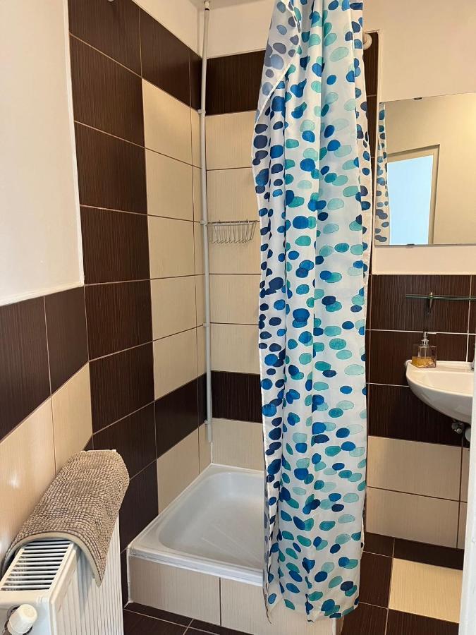 A13 Parliament Sunflower Cozy Apartament